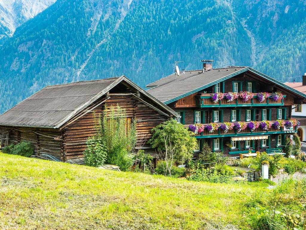 Altes Holzhaus Apartamento Sölden Exterior foto