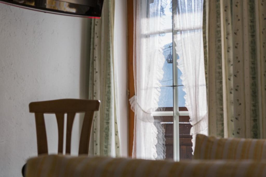Altes Holzhaus Apartamento Sölden Quarto foto