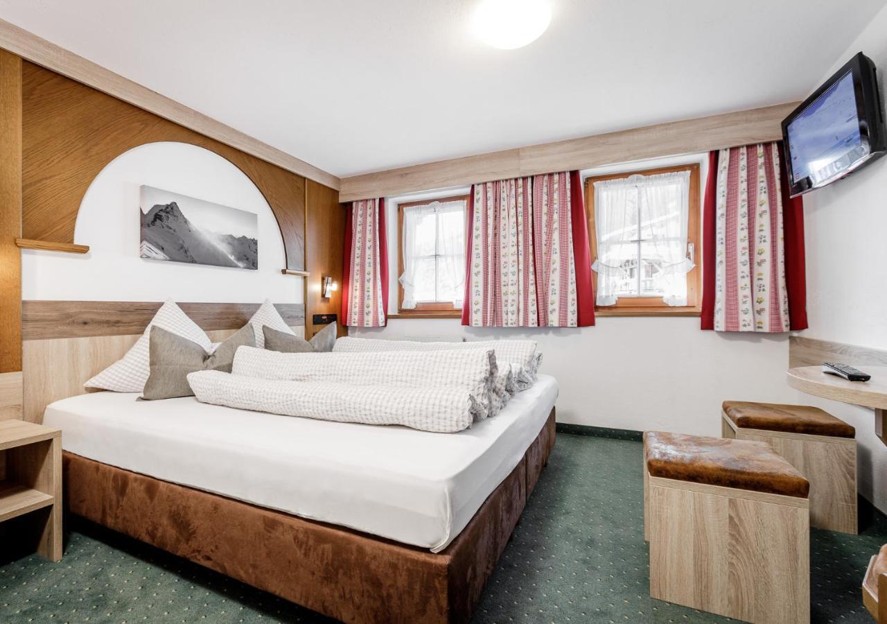 Altes Holzhaus Apartamento Sölden Exterior foto